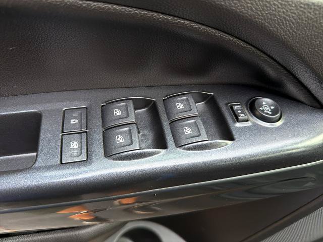 Used 2017 GMC Canyon SLE w/ All Terrain X Package AWD/4WD image 18