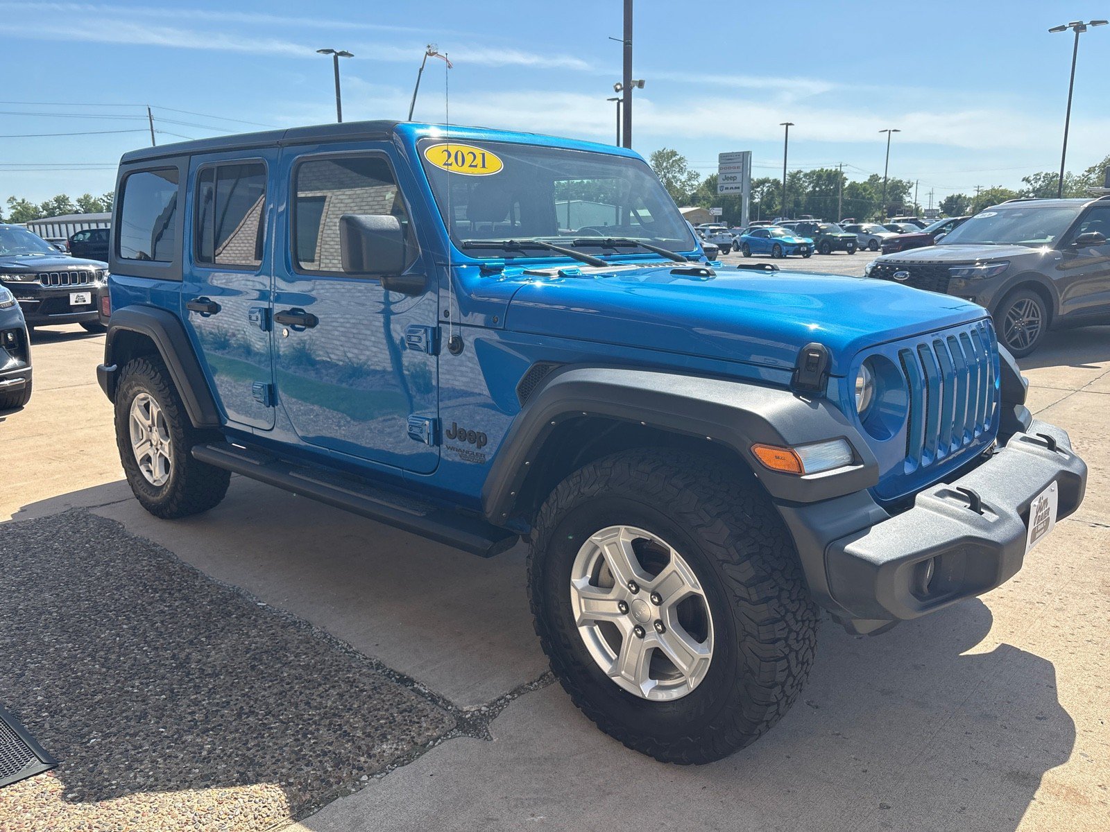 Used 2021 Jeep Wrangler Unlimited Sport AWD/4WD image 7