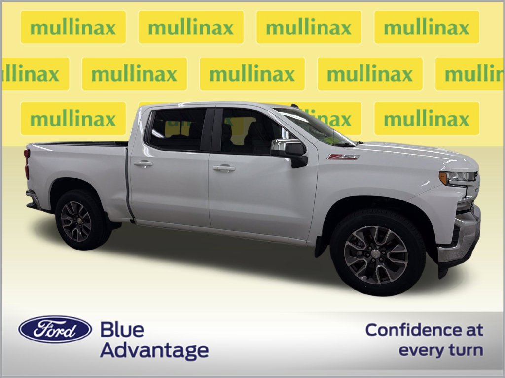 Used 2021 Chevrolet Silverado 1500 LT w/ All Star Edition Plus AWD/4WD image 2