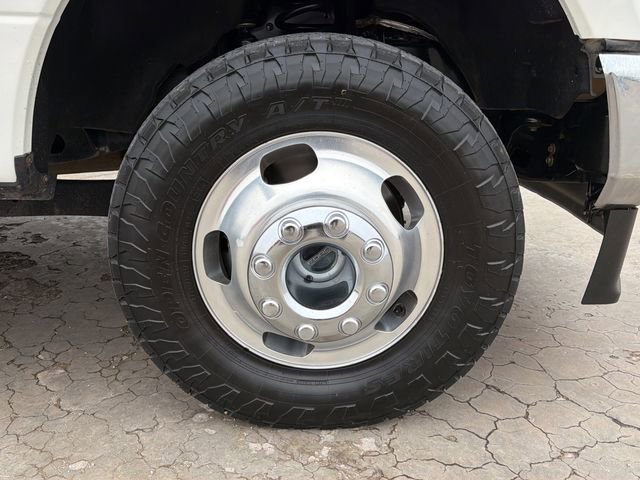 Certified 2022 Ford F350 Lariat w/ Lariat Value Package image 9