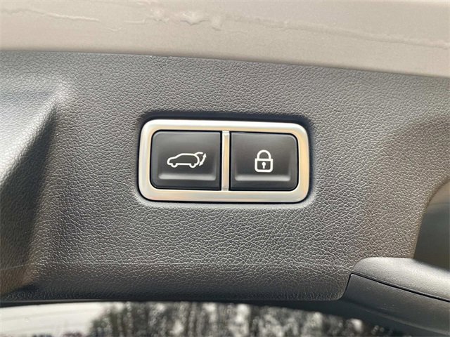 Used 2023 Kia Sorento SX image 7