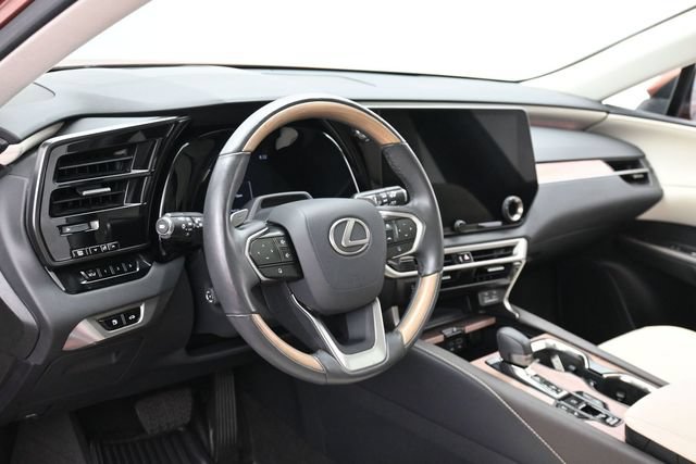 Used 2023 Lexus RX 350 Premium Plus w/ Accessory Package AWD/4WD image 17