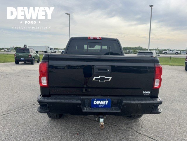 Used 2018 Chevrolet Silverado 1500 LTZ Z71 w/ Redline Edition AWD/4WD image 7