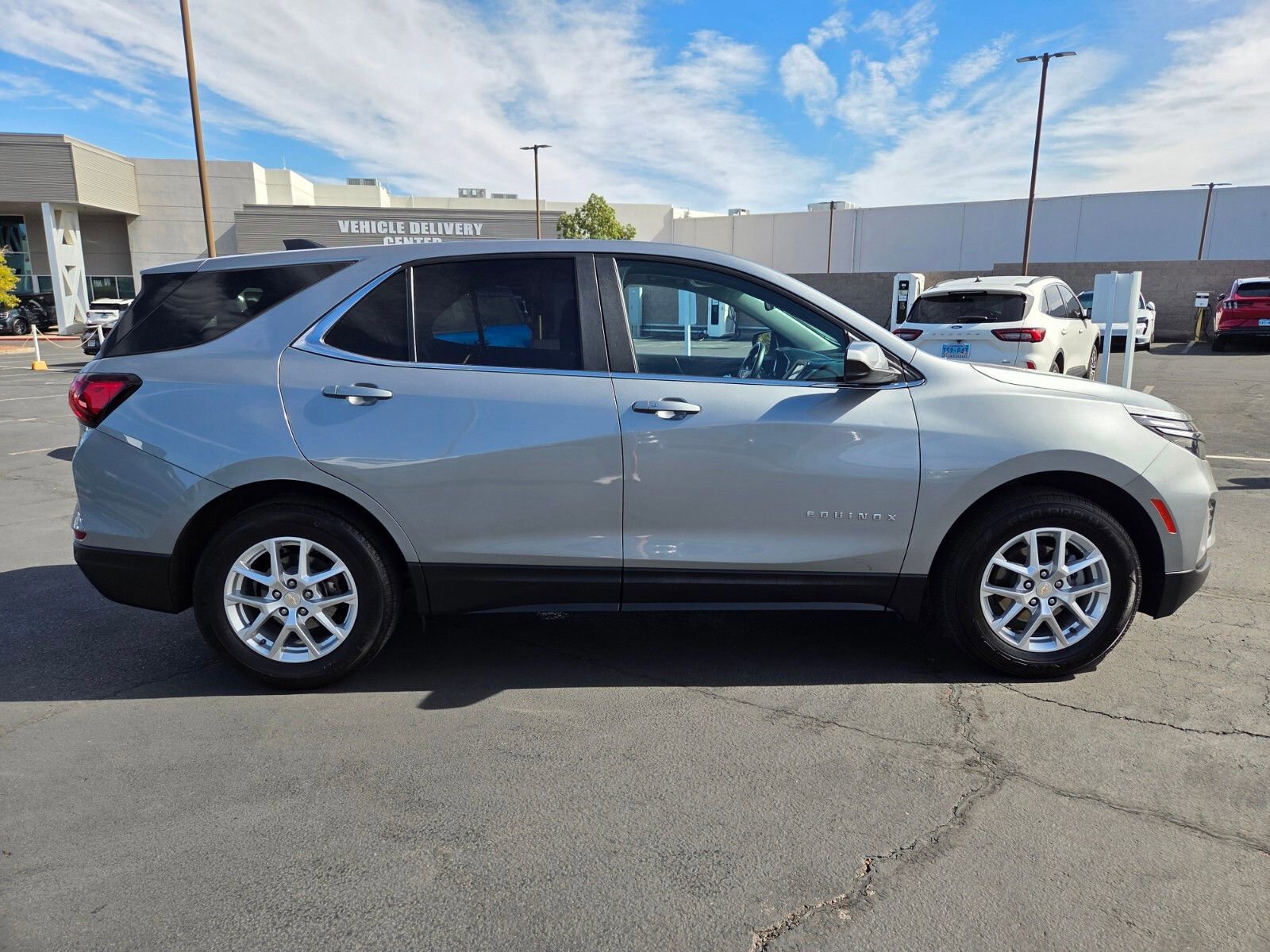 Used 2024 Chevrolet Equinox LT image 6
