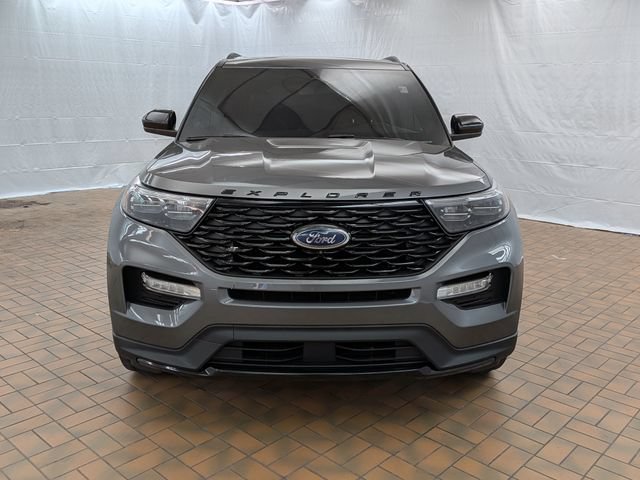 Certified 2023 Ford Explorer ST-Line w/ Class IV Trailer Tow Package AWD/4WD image 2