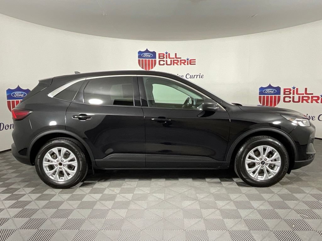 Certified 2024 Ford Escape Active FWD image 2
