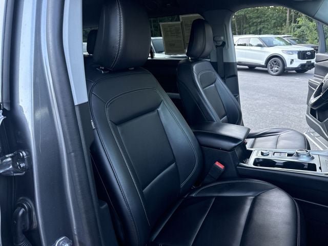 Certified 2021 Ford Explorer XLT w/ Equipment Group 202A AWD/4WD image 25