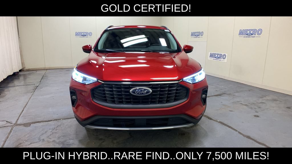 Certified 2026 Ford Escape SE FWD image 8