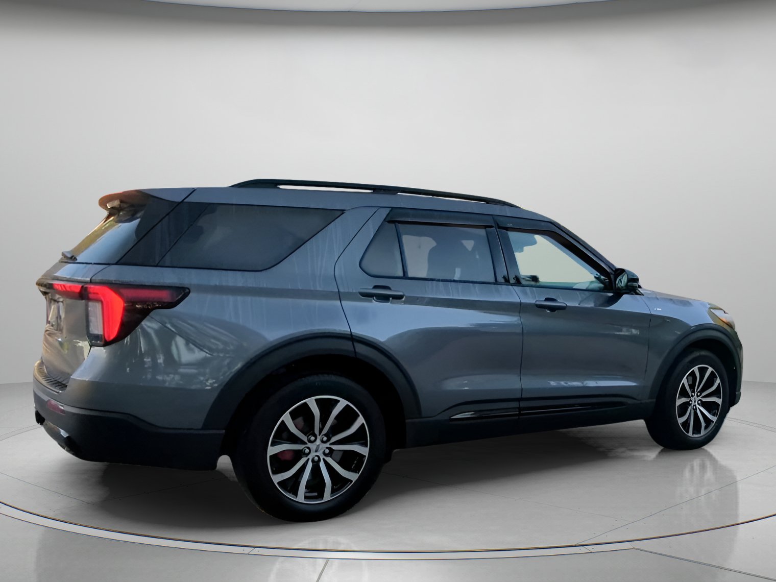 Certified 2026 Ford Explorer ST-Line w/ ST-Line Street Pack RWD image 29