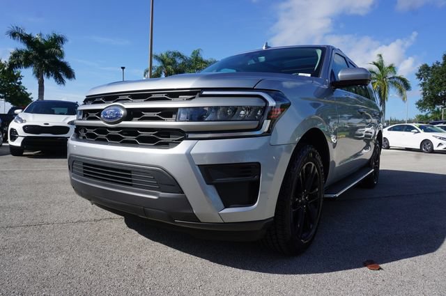 Certified 2023 Ford Expedition XLT RWD image 15
