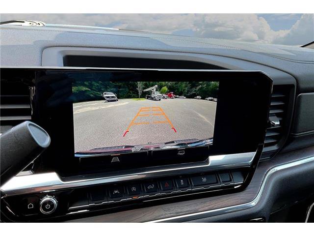 Used 2025 GMC Sierra 1500 SLT AWD/4WD image 17