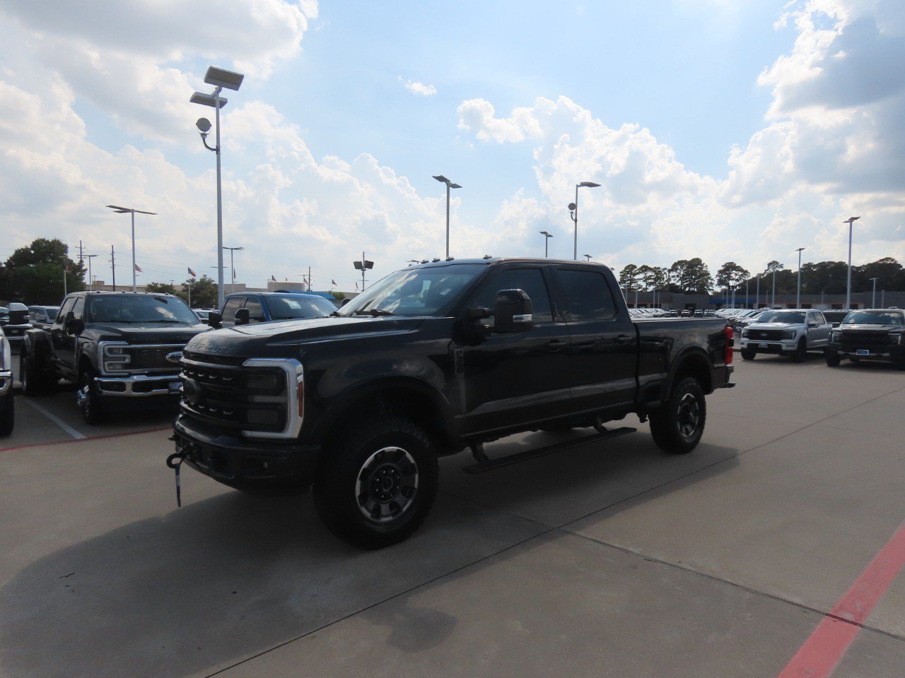Certified 2024 Ford F350 Platinum w/ Tremor Off-Road Package AWD/4WD image 2