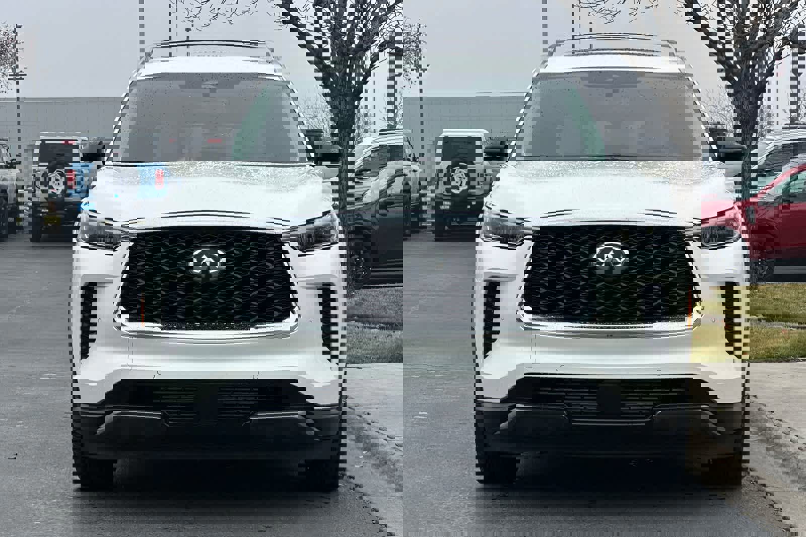 Used 2025 INFINITI QX60 Sensory w/ Vision Package image 8