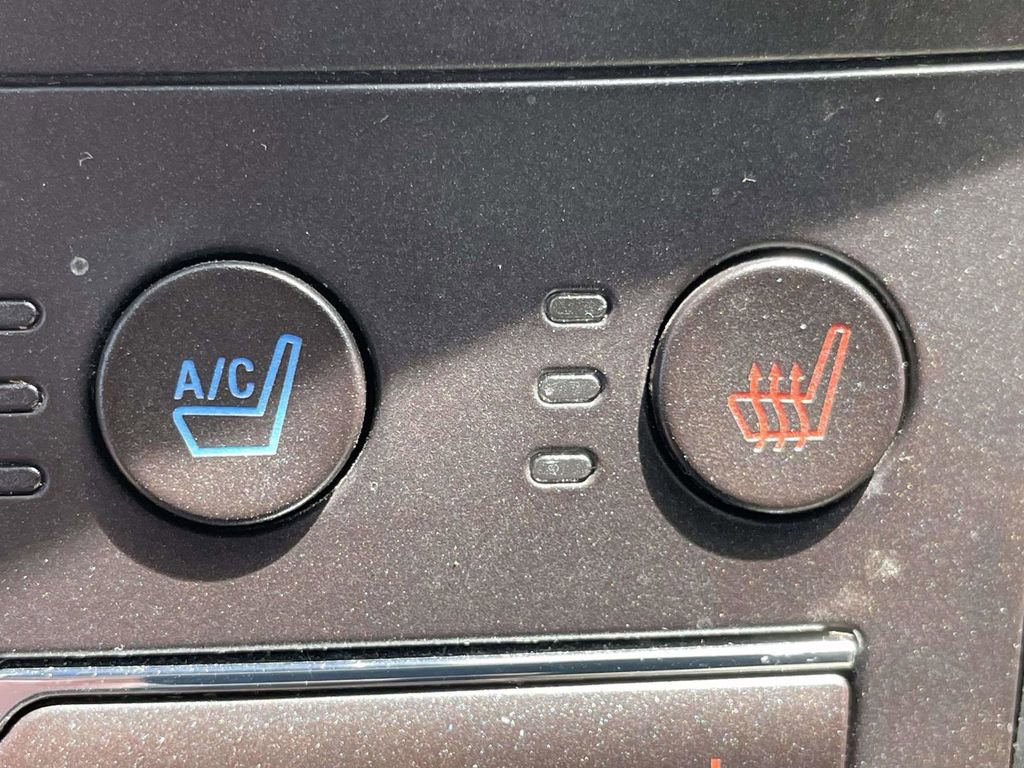 Certified 2019 Ford Edge Titanium w/ Equipment Group 301A image 19