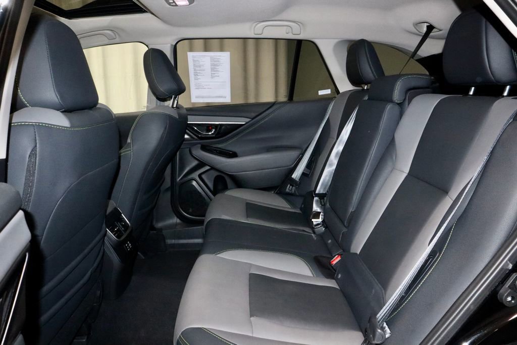 Used 2025 Subaru Outback Onyx Edition image 22