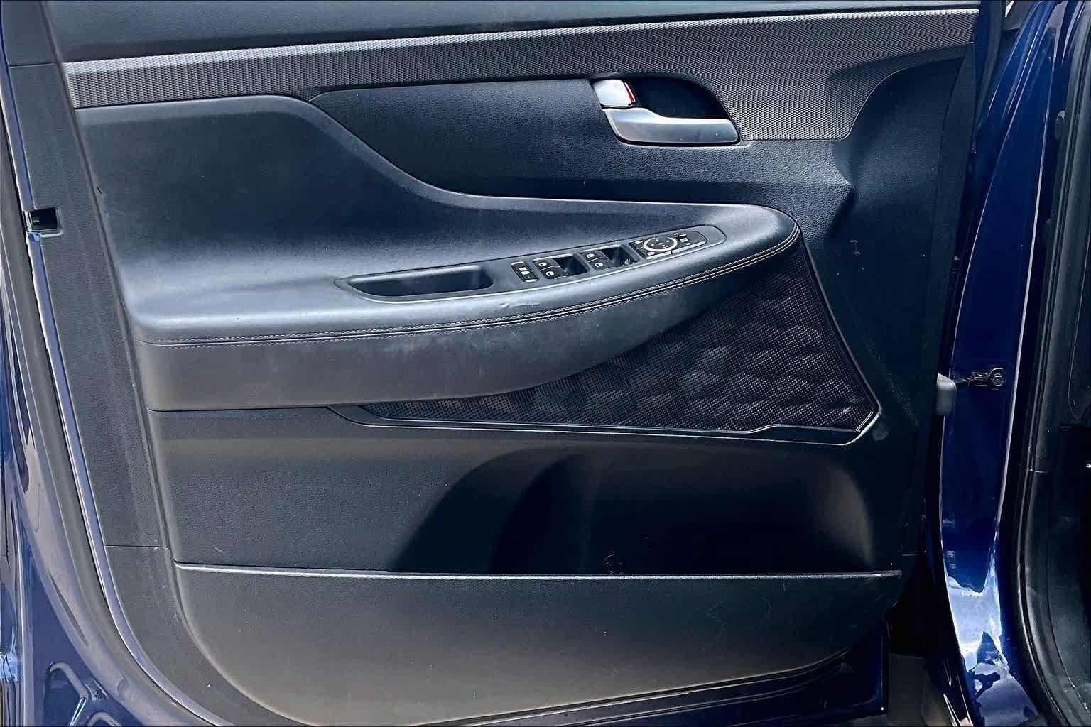 Used 2019 Hyundai Santa Fe SE FWD image 22