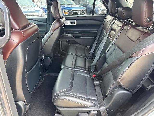 Certified 2020 Ford Explorer Platinum w/ Premium Technology Package AWD/4WD image 10