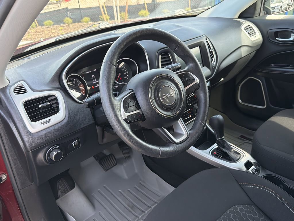 Used 2021 Jeep Compass Sport image 15