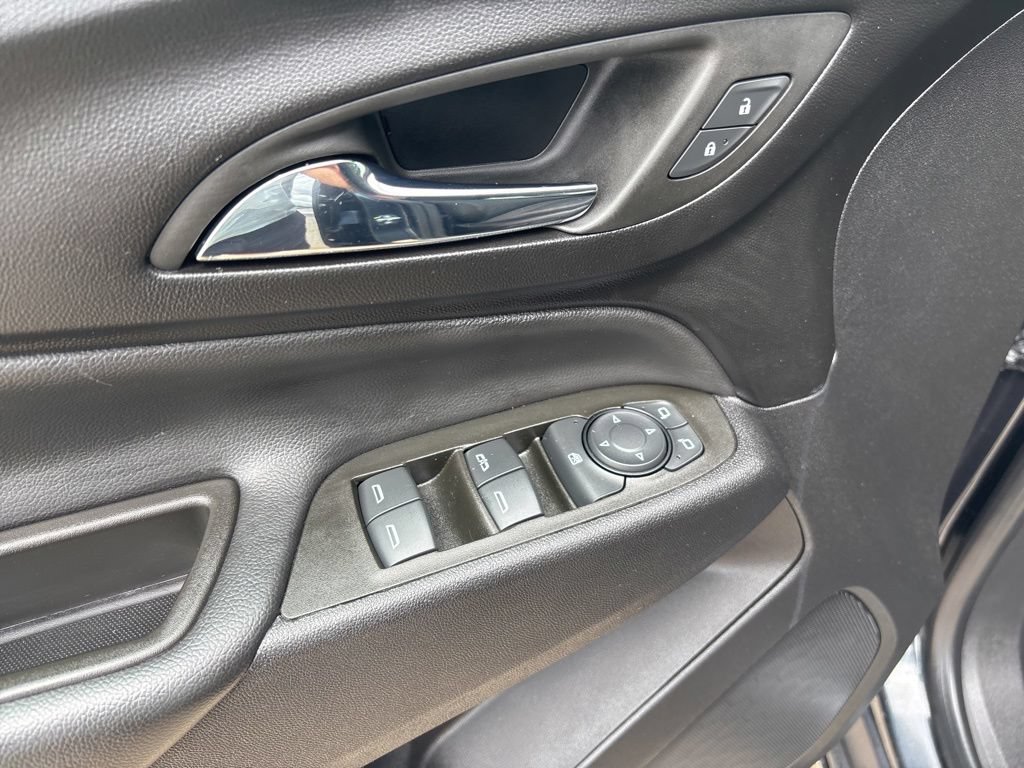 Used 2023 Chevrolet Equinox LT AWD/4WD image 13