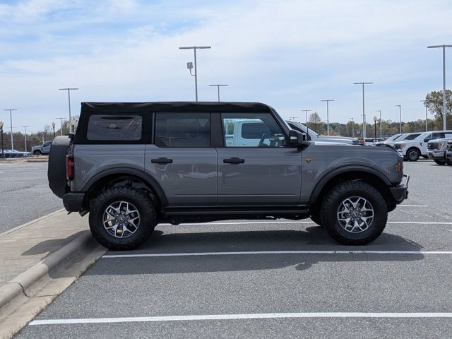 Certified 2024 Ford Bronco Badlands AWD/4WD image 3