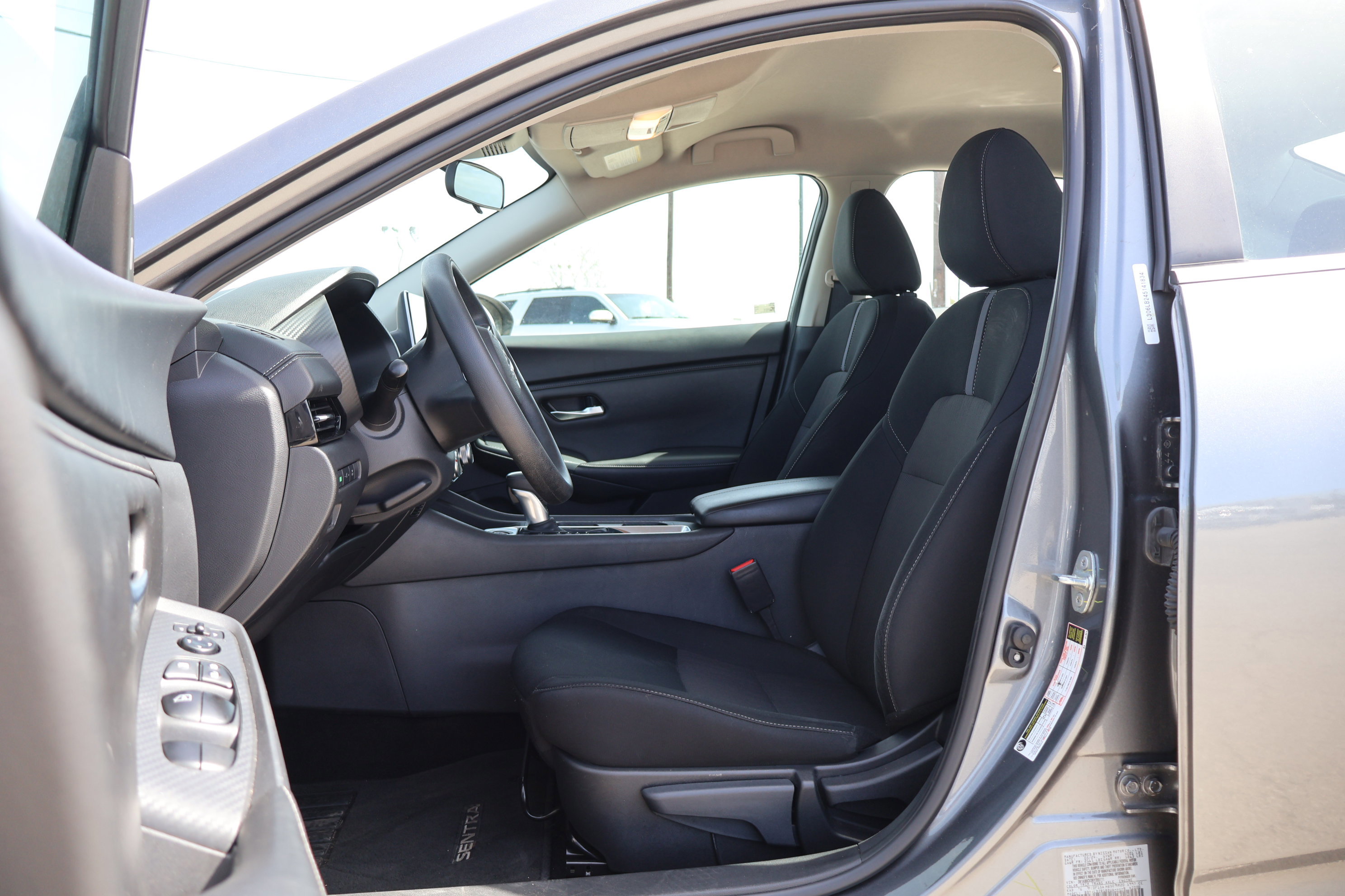 Used 2024 Nissan Sentra SV image 13