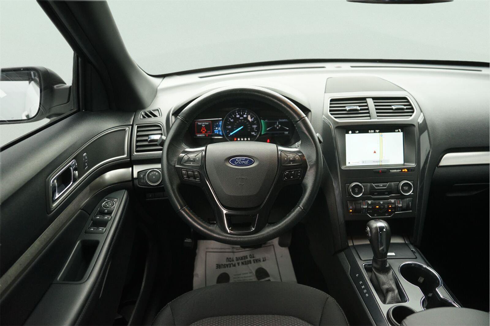 Certified 2019 Ford Explorer XLT w/ Equipment Group 201A FWD image 21