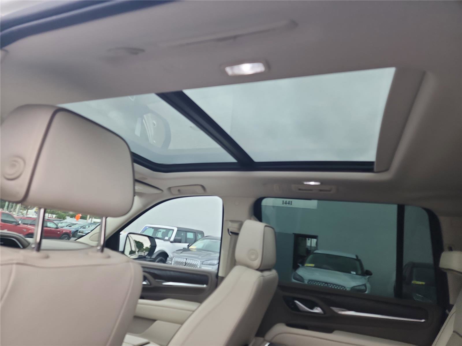 Used 2022 GMC Yukon XL Denali image 20