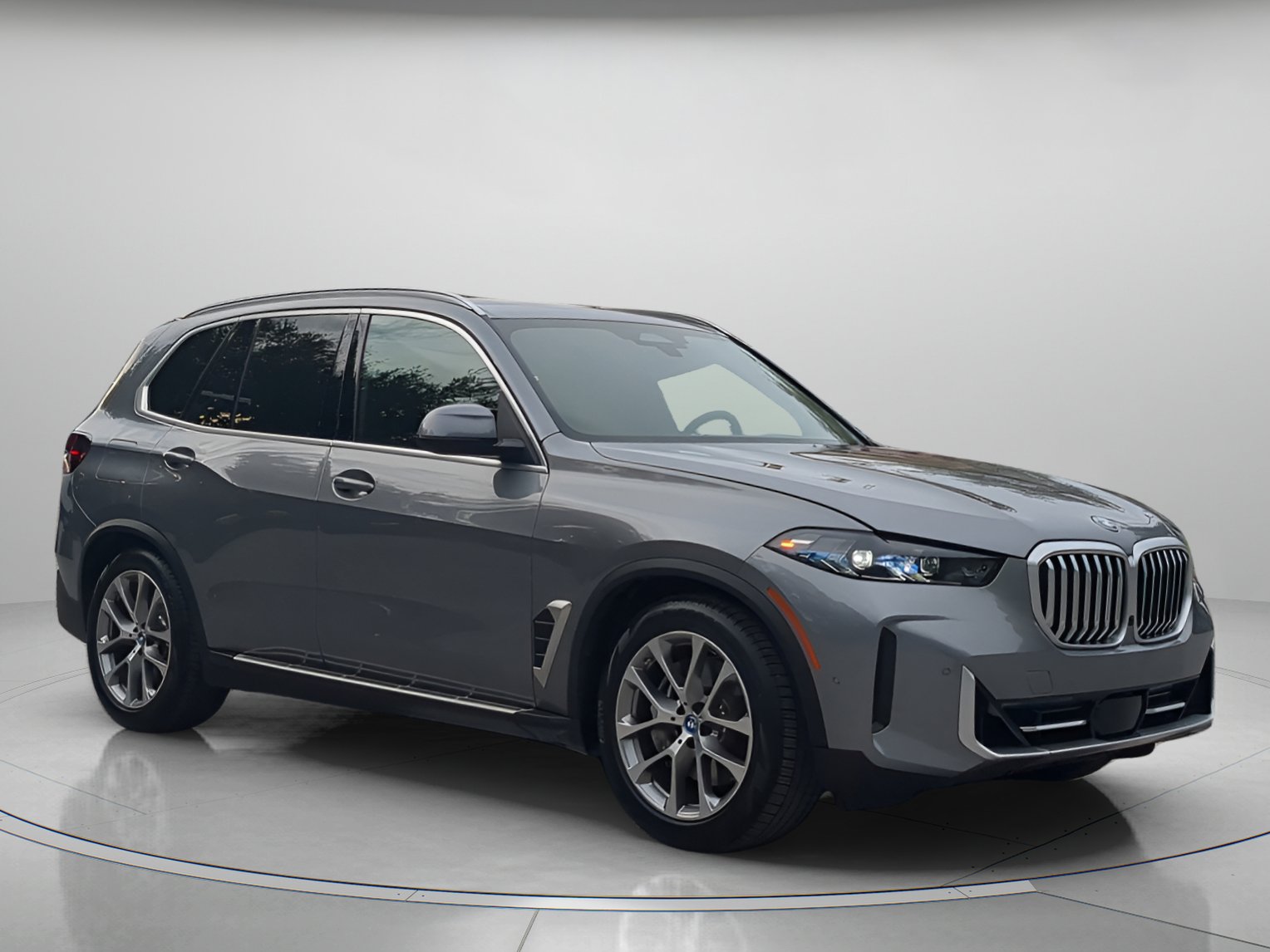 Used 2025 BMW X5 xDrive50e AWD/4WD image 38