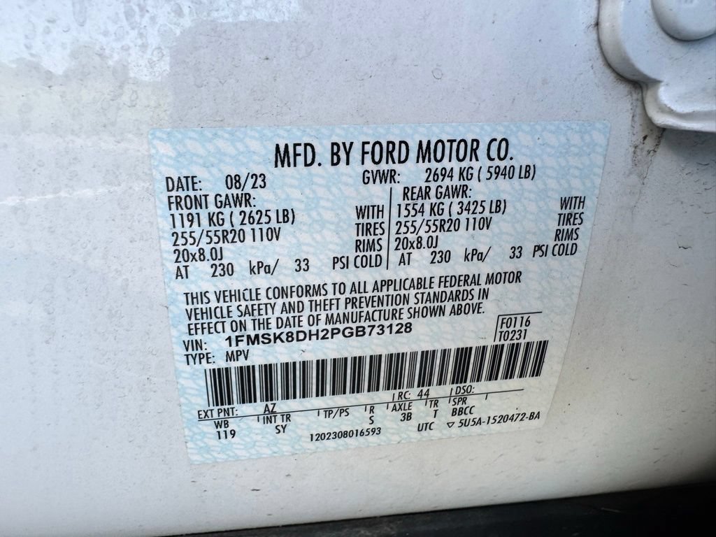 Certified 2023 Ford Explorer XLT w/ Equipment Group 202A AWD/4WD image 27