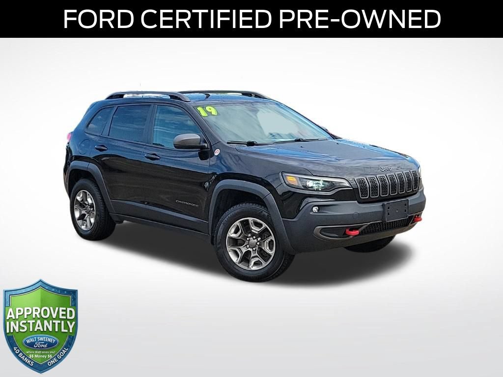 Used 2019 Jeep Cherokee Trailhawk w/ Comfort/Convenience Group