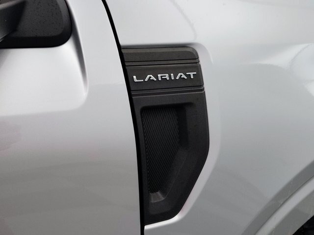 Certified 2024 Ford Maverick Lariat w/ FX4 Off-Road Package AWD/4WD image 11