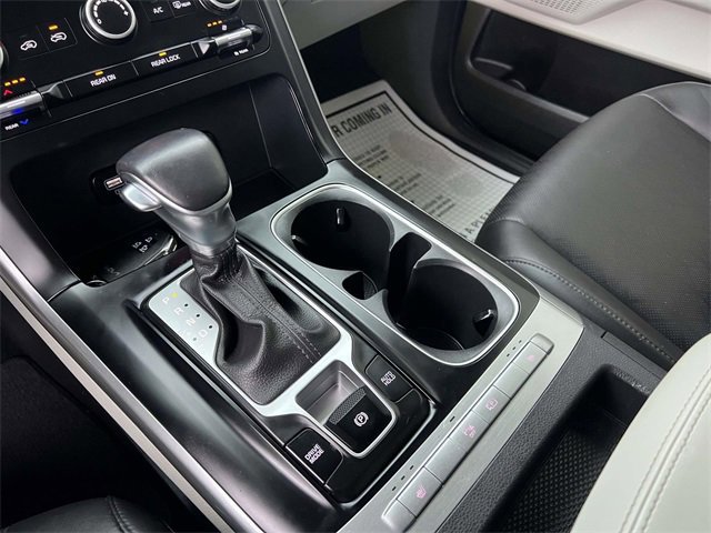 Used 2024 Kia Carnival LX image 22