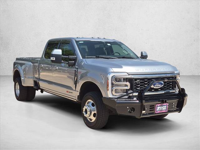 Certified 2023 Ford F350 Lariat w/ Lariat Ultimate Package AWD/4WD image 3