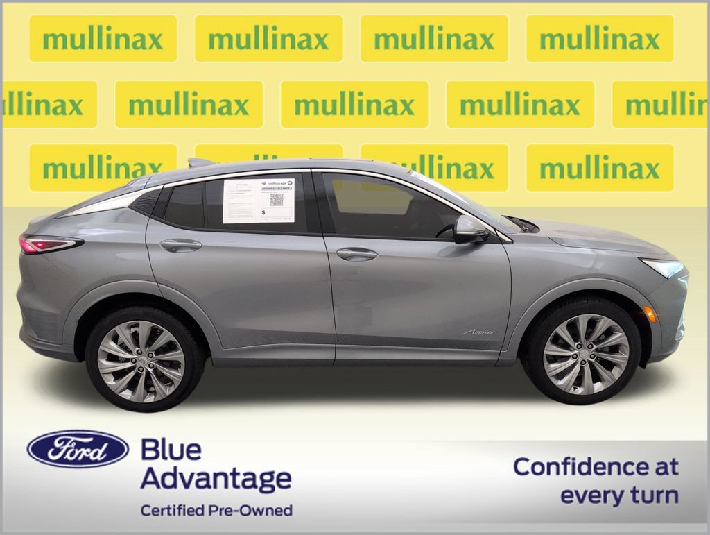 Used 2024 Buick Envista Avenir FWD image 2