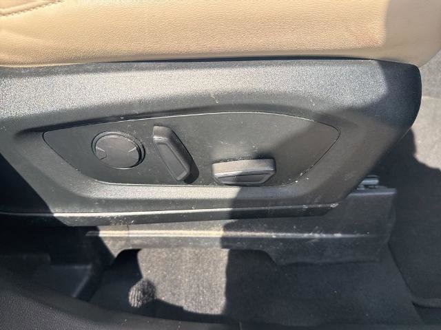 Certified 2022 Ford Explorer XLT w/ Equipment Group 202A image 32