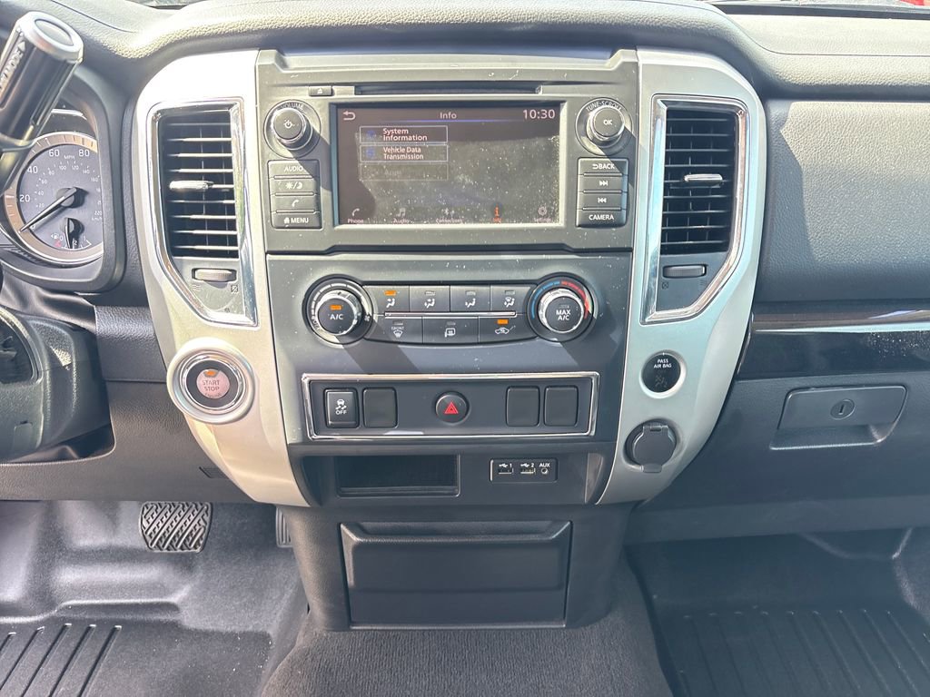 Used 2019 Nissan Titan SV RWD image 36