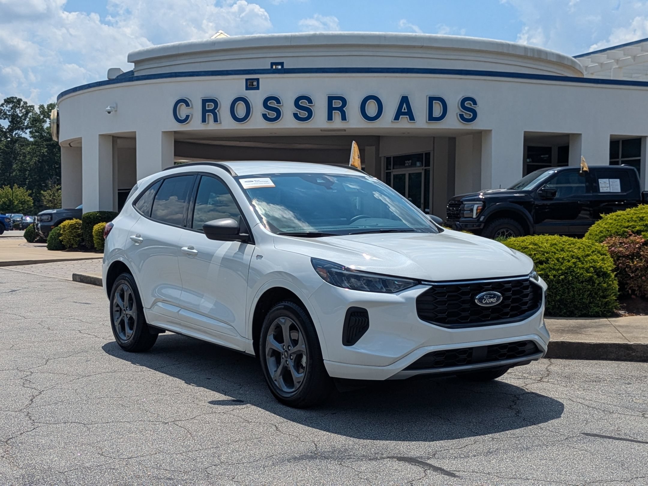 Certified 2024 Ford Escape ST-Line w/ Tech Pack #1 AWD/4WD image 1