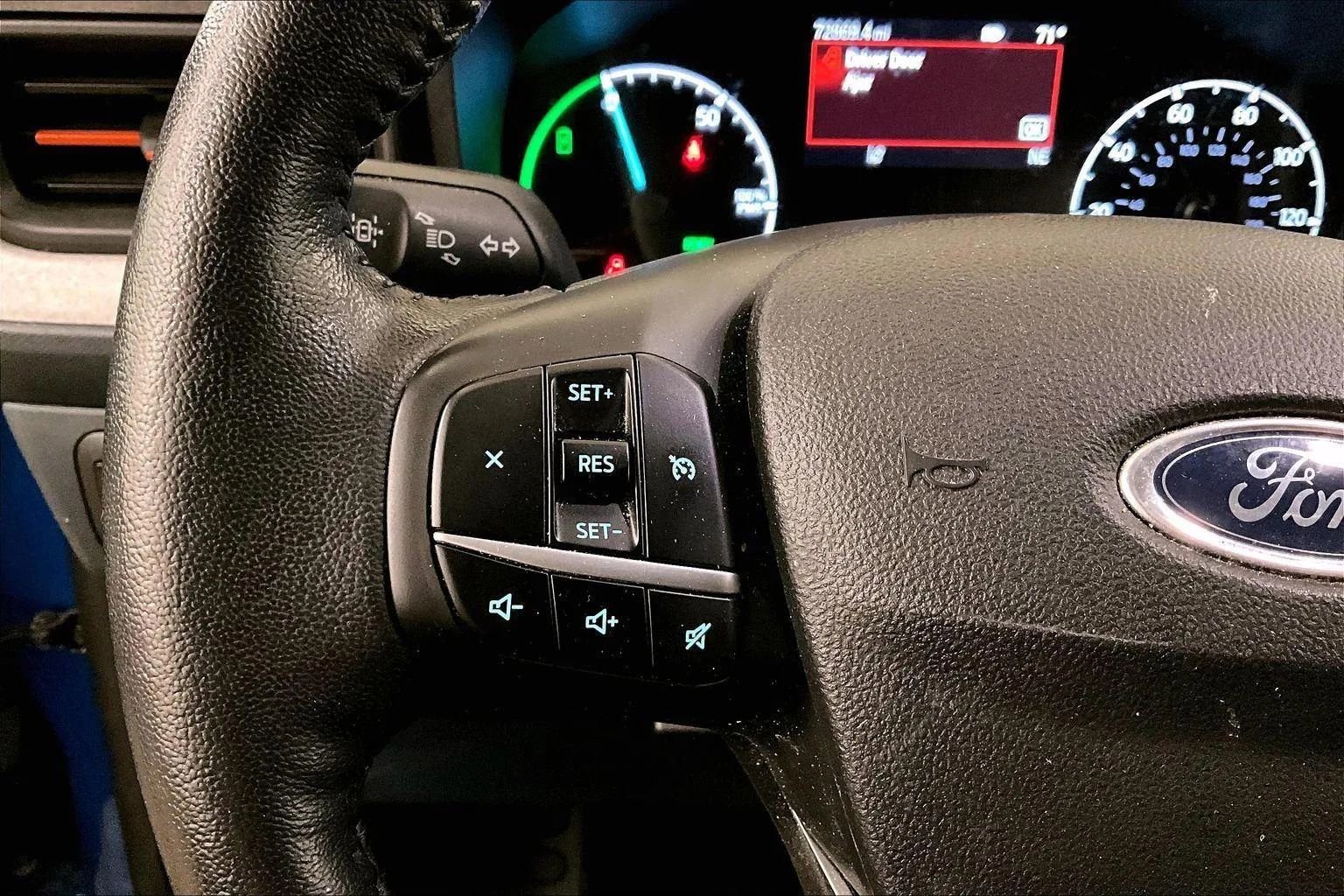 Certified 2022 Ford Maverick XLT w/ XLT Luxury Package image 17