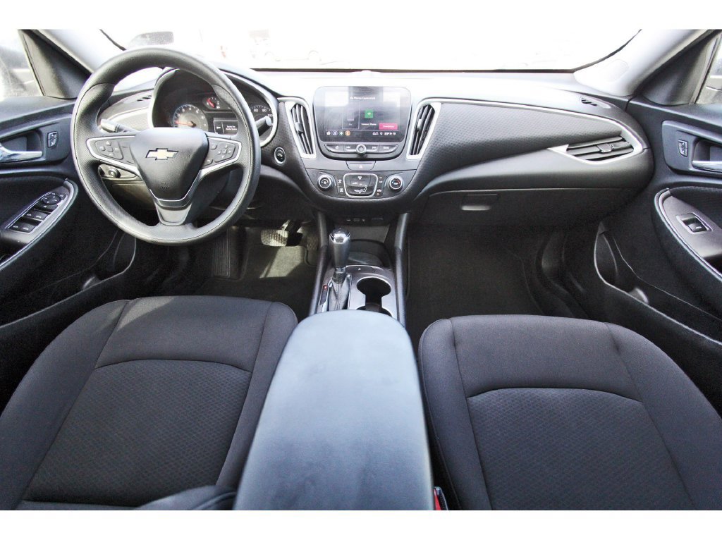 Used 2019 Chevrolet Malibu LS w/ LPO, Convenience Package 2 FWD image 10