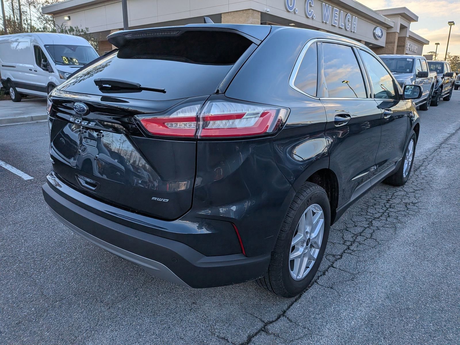 Certified 2024 Ford Edge SEL w/ Convenience Package image 5