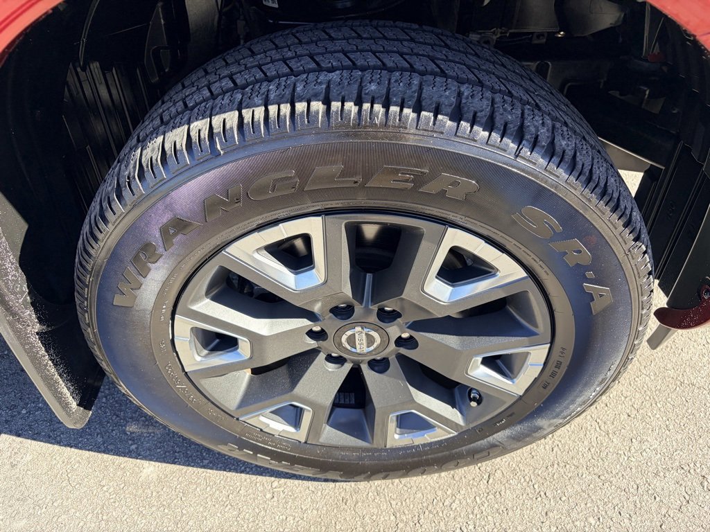 Used 2021 Nissan Titan Platinum Reserve w/ Moonroof Package image 36