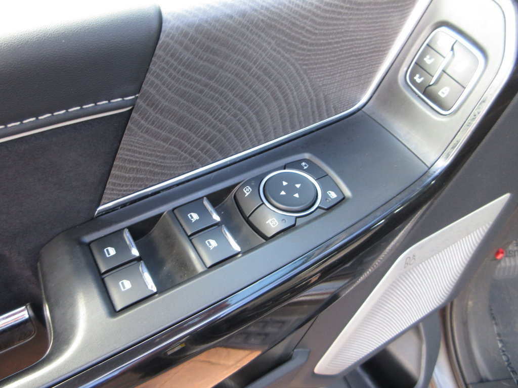 Certified 2023 Ford F150 Lightning Platinum AWD/4WD image 11