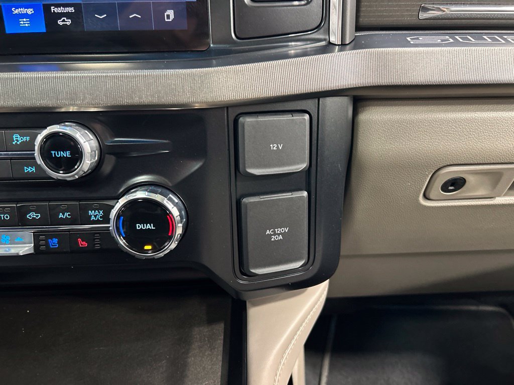 Certified 2025 Ford F350 Platinum w/ Platinum Plus Package AWD/4WD image 29