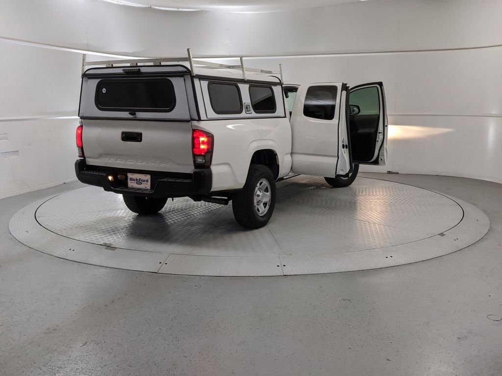 Used 2021 Toyota Tacoma SR image 9