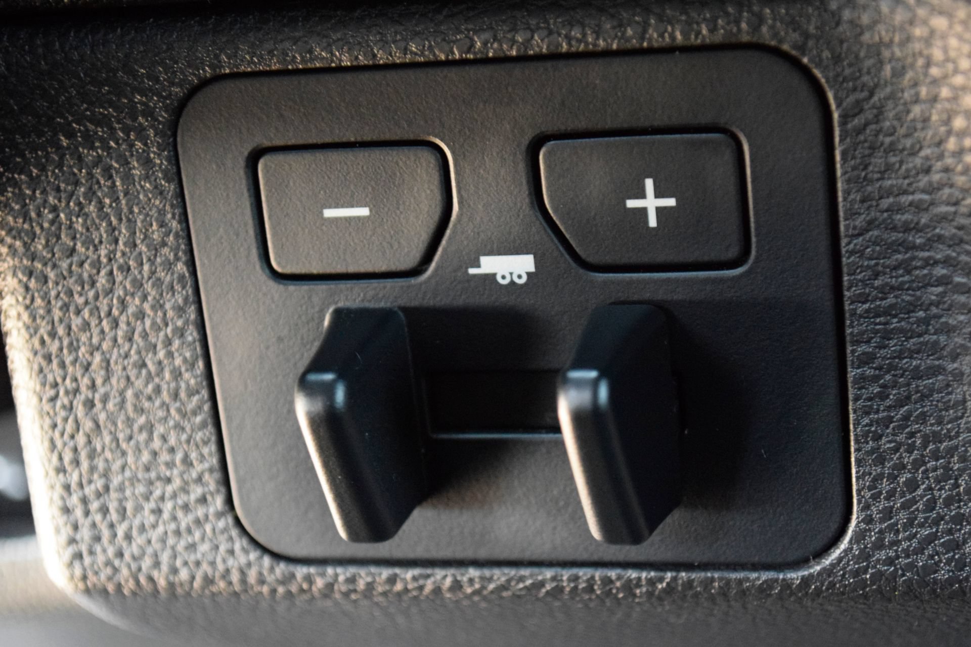 Used 2025 Toyota Tundra SR5 w/ SX Package RWD image 12