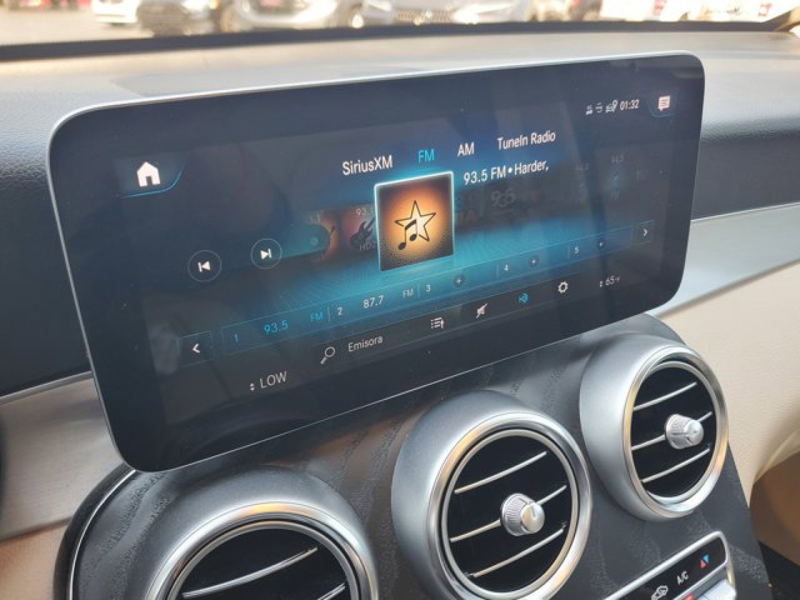 Used 2021 Mercedes-Benz GLC 300 image 22