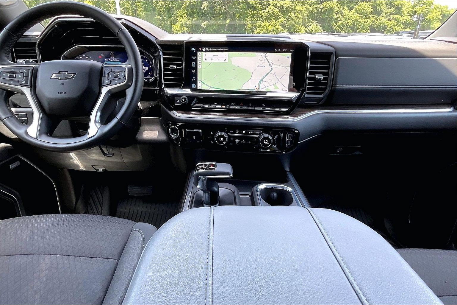 Used 2025 Chevrolet Silverado 1500 RST AWD/4WD image 14
