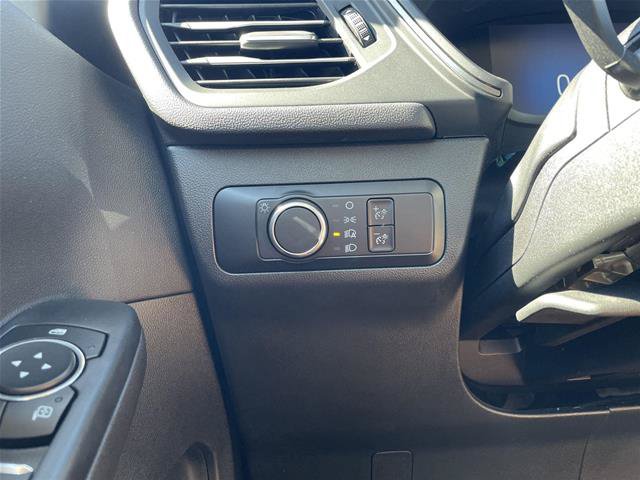 Certified 2025 Ford Escape Active FWD image 16