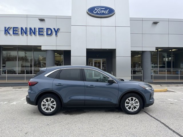 Certified 2024 Ford Escape Active w/ Cold Weather Package image 18