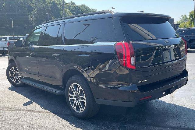 Certified 2025 Ford Expedition Max Active AWD/4WD image 3